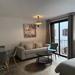 Estudios Suites Placentines
