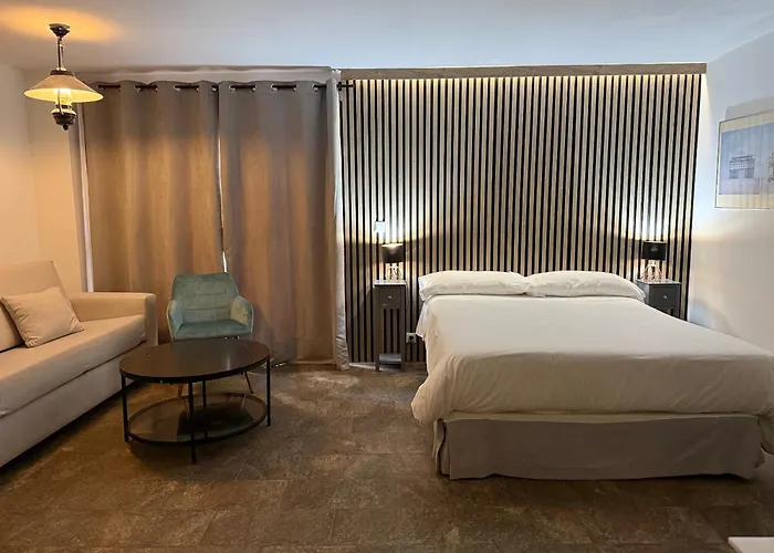 Estudios Suites Placentines